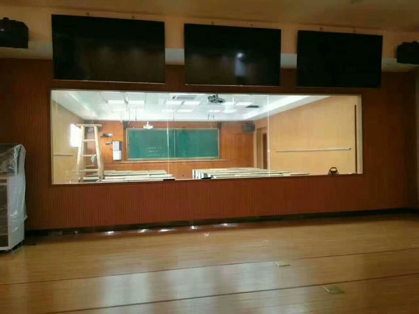 教学观摩室
